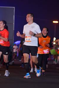 BIB: 800, 23880
                            <button type="button" onclick="openModal(21369264)" class="btn btn-primary btn-sm float-right btn-popup" data-toggle="modal" data-target=".modal-high-quality">
                        <i class="fas fa-shopping-cart"></i> Add to Cart
                    </button>
                                            <button type="button" onclick="isThisMe(21369264, true)" class="btn btn-success btn-sm float-right btn-popup btn-isme hidden" data-toggle="tooltip" data-placement="bottom" title="นี่คือรูปของคุณใช่ไหม คลิกที่นี่เพื่อเอาเข้าอัลบั้ม">
                        <i class="fas fa-plus"></i> Add to album
                    </button>
                    <button type="button" onclick="isThisMe(21369264, false)" class="btn btn-warning btn-sm float-right btn-popup btn-isnotme hidden">
                        <i class="fas fa-ban"></i> Remove from album
                    </button>